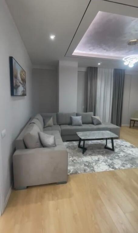 🏠 Jepet me qira Apartament 2+1+2 – Kinostudio