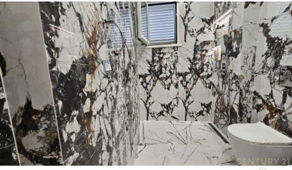 Super Vilë në Vijë të Parë – Kompleksi Lura