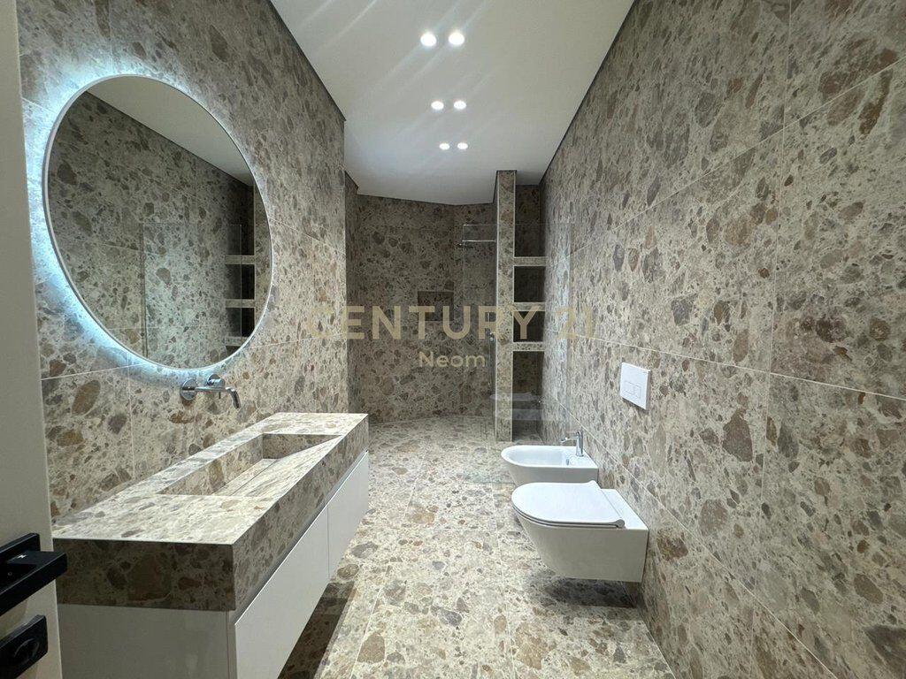 FOR RENT, PREMIUM APARTMENT 2+1+2+YARD with PARKING SPACE ‼️ €2,200 /Month Total Area 124m2