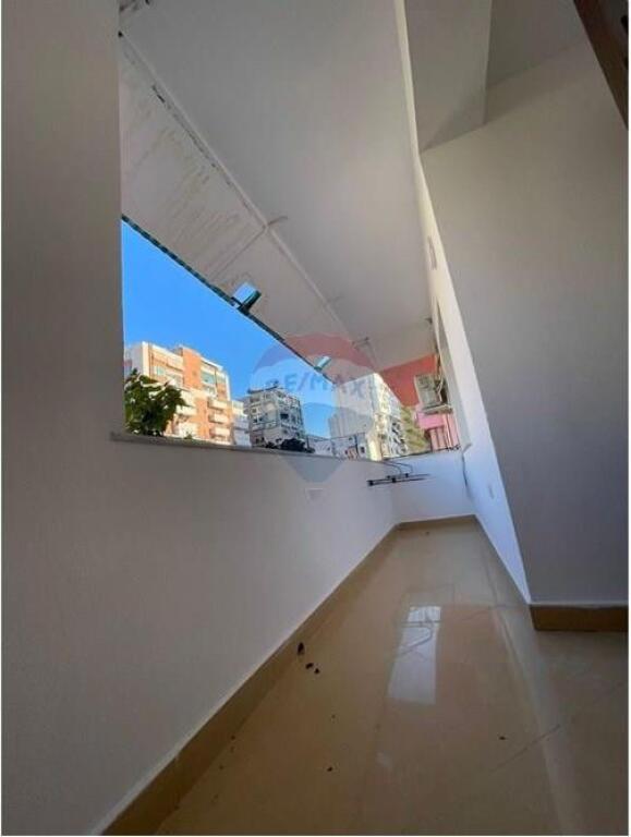 Apartament per qera 2+1 tek Bulevardi Zogu I , mbrapa Operes