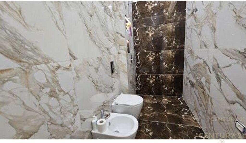 Super Vilë në Vijë të Parë – Kompleksi Lura