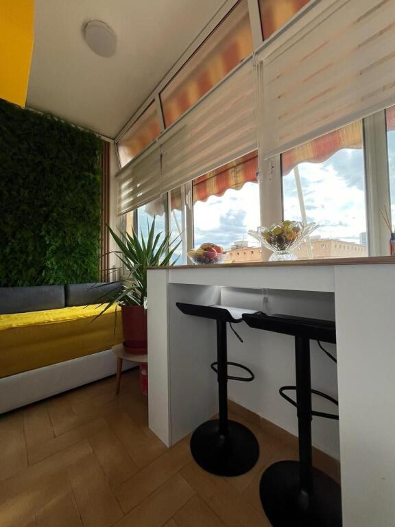 🏡 Jepet me qera apartmenti 2+1 ne Qender