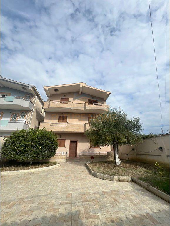 Shitet, Shtëpi Private 3 katëshe, Kodra e Rrashbullit, Durres