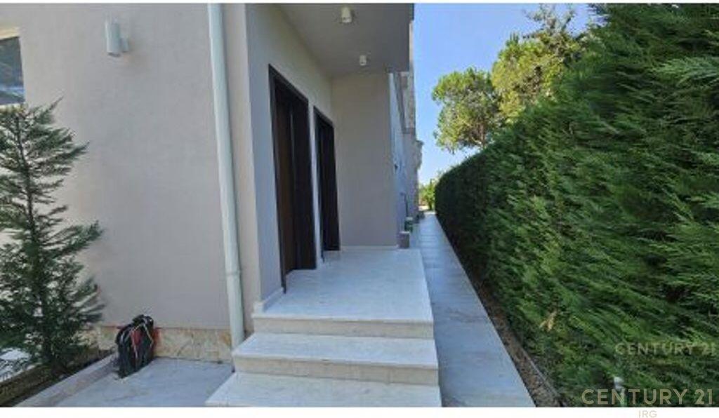 Super Vilë në Vijë të Parë – Kompleksi Lura