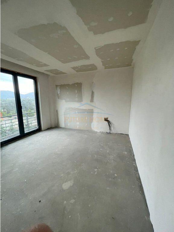 Vile ne shitje ne Farke, Tirane