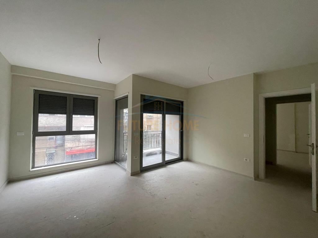 Apartment 1+1, Dervish Hekali Street, Red School, Tirana