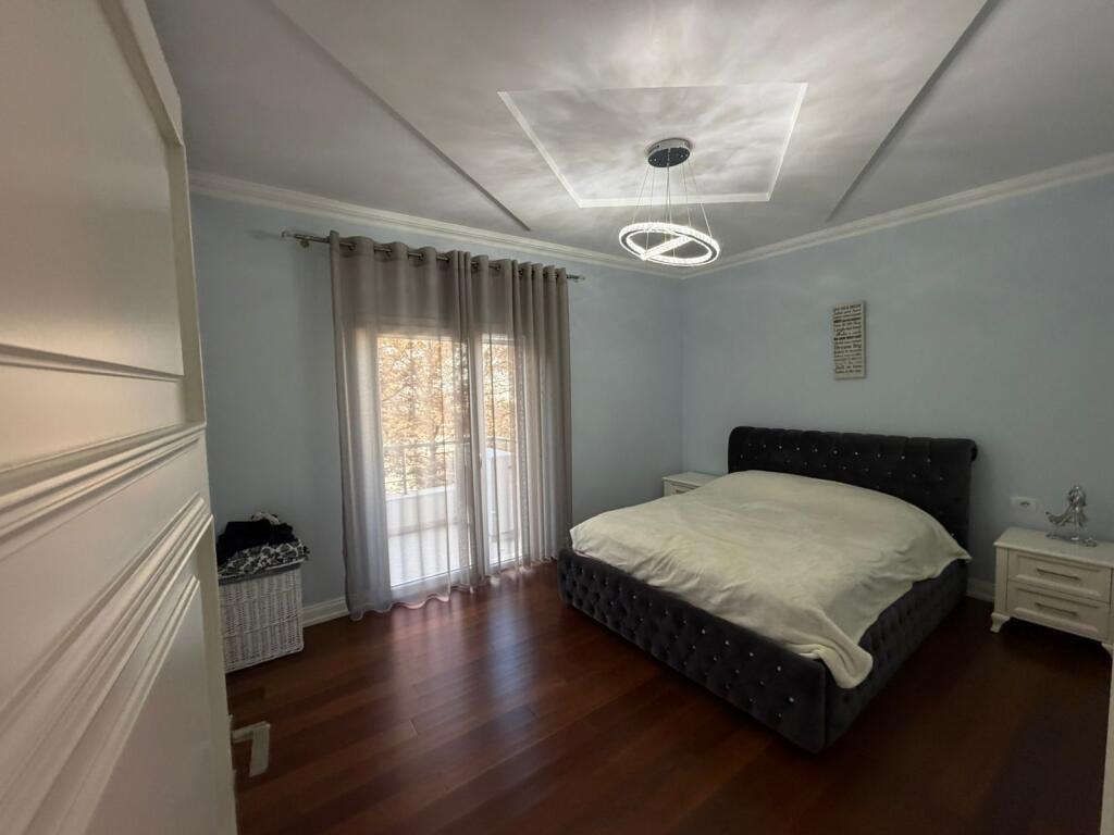 Apartamet 2+1 tek Rruga Peti