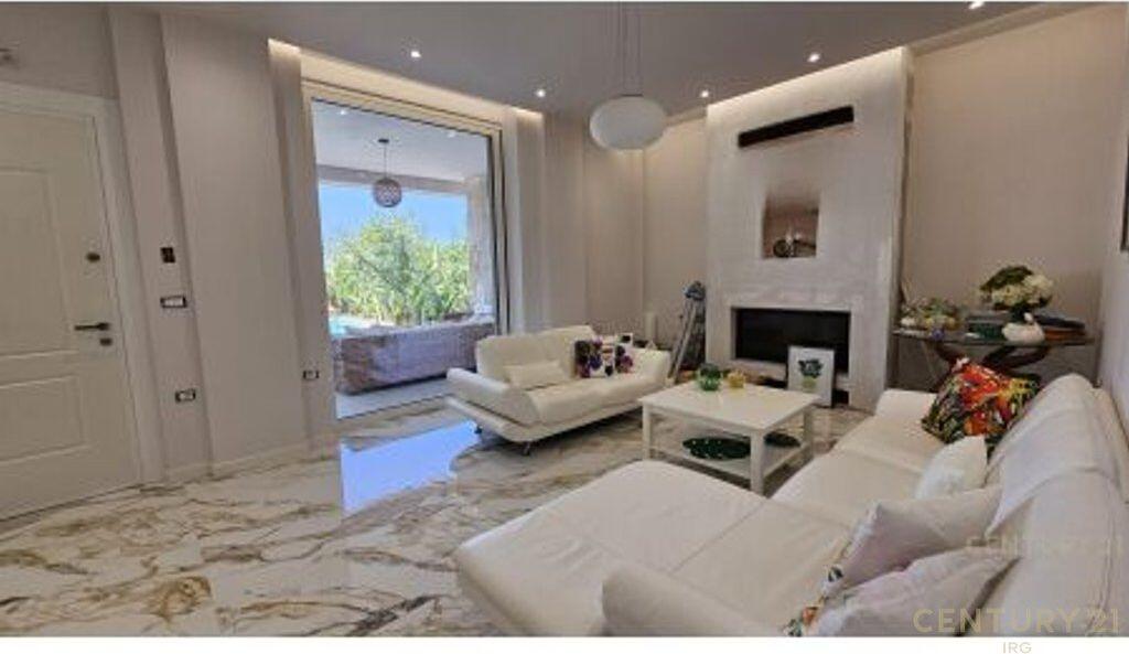 Super Vilë në Vijë të Parë – Kompleksi Lura