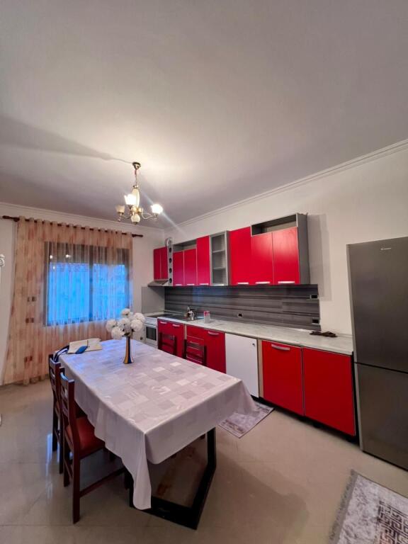For rent a 2+1 apartment. The apartment is located in the Selita area, 50m from Marin Barleti school 500 thousand lek