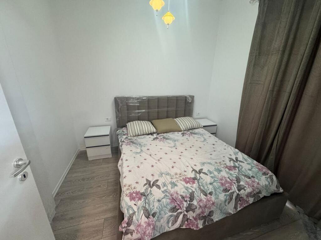 appartamento 1+1 in affitto Mangalem in Ali Dem.