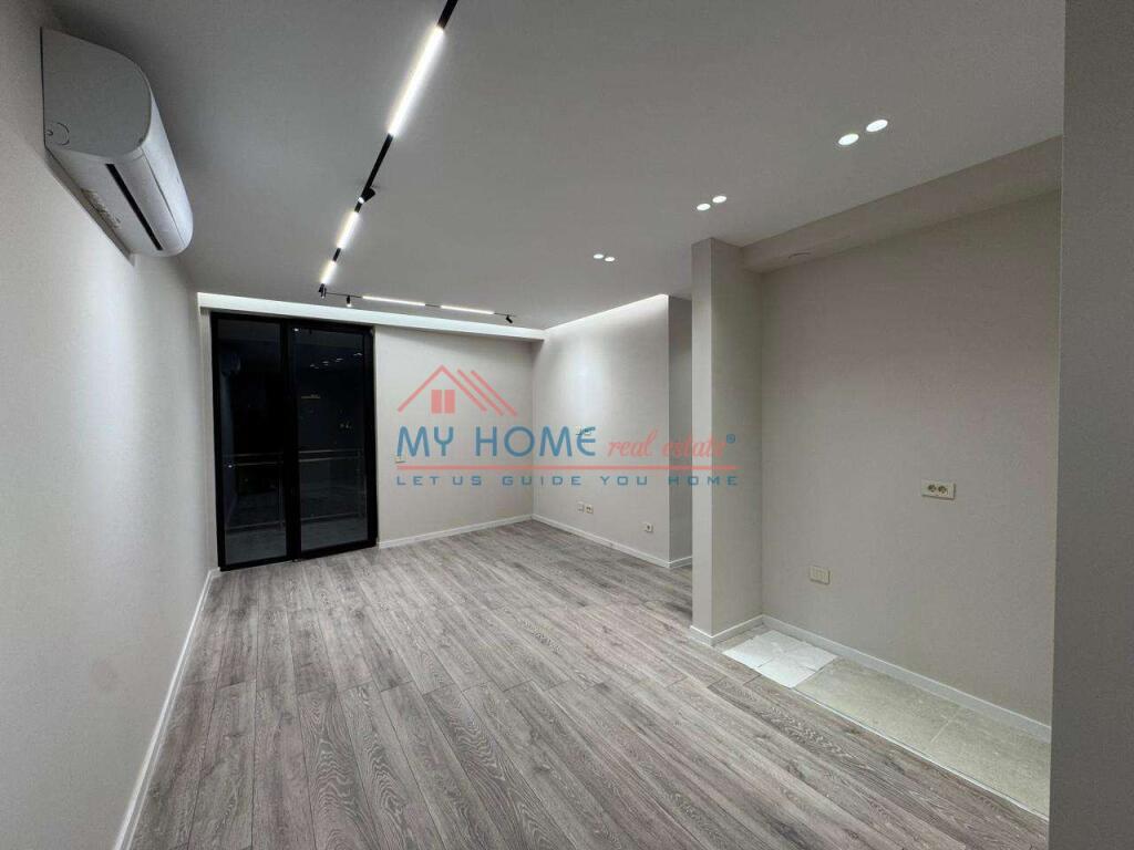 Office for rent at Mine Peza Street Tirana