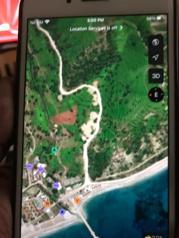 Shitet  toke ne Piqeras