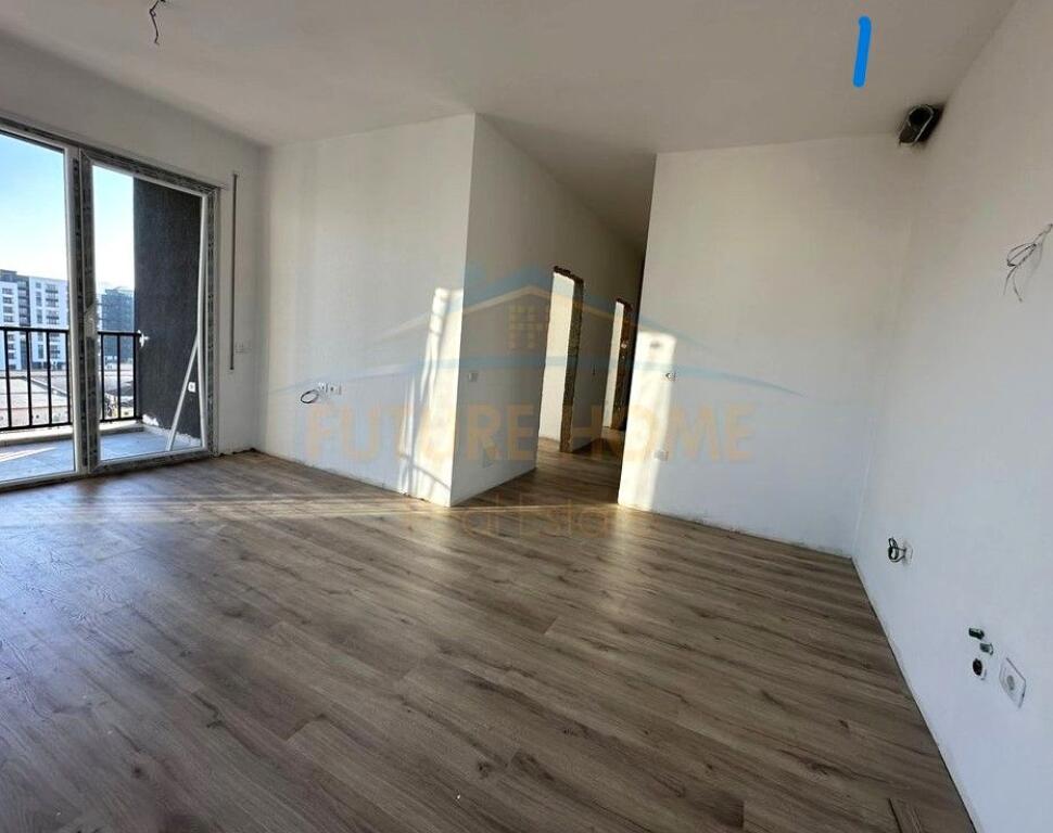 Apartament 2+1 per shitje ne rrugen "5 Maji", Tirane