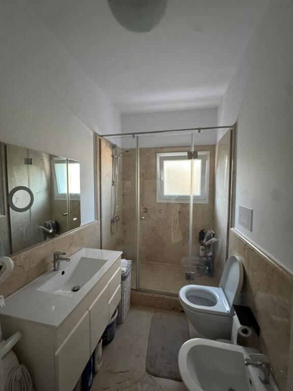 Apartamet 2+1 tek Rruga Peti