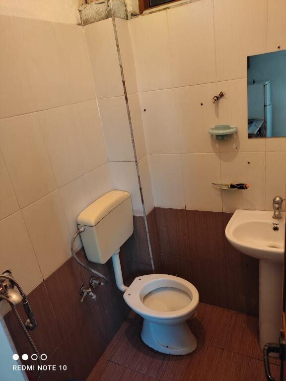 STUDIO APARTMENT 22000 LEKE.NEAR THE SPORTS PALACE.