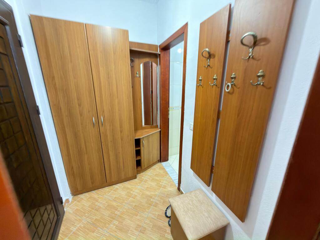 🏡 Jepet me qira Apartament 2+1+2 📍 Fresk, pranë Restorant Deliut – Rruga e Teleferikut💶 Çmimi: 40,000 lekë / muaj