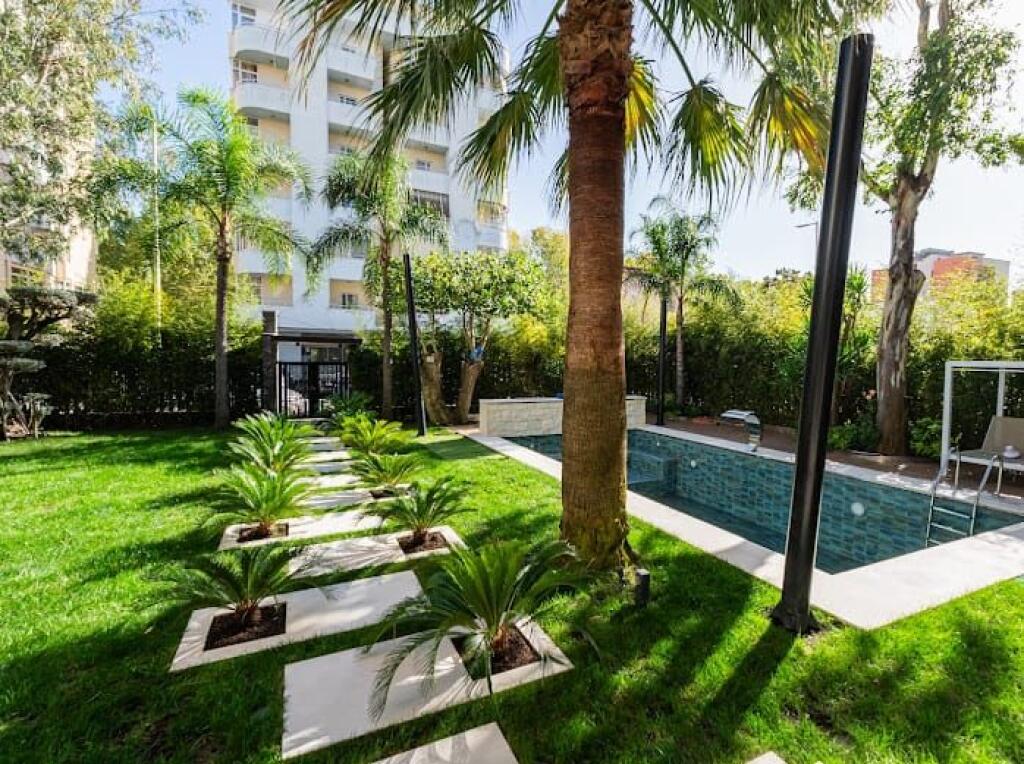 🏰 SUPER VILË LUKSOZE 4 KATËSHE NË ILIRIA PLAZH DURRËS