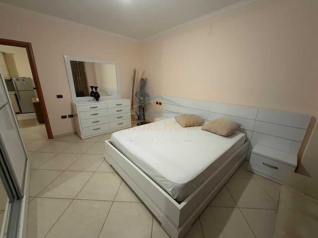 Qera, Apartament 1+1+ Post Parkimi, Kodra e Diellit, Tiranë