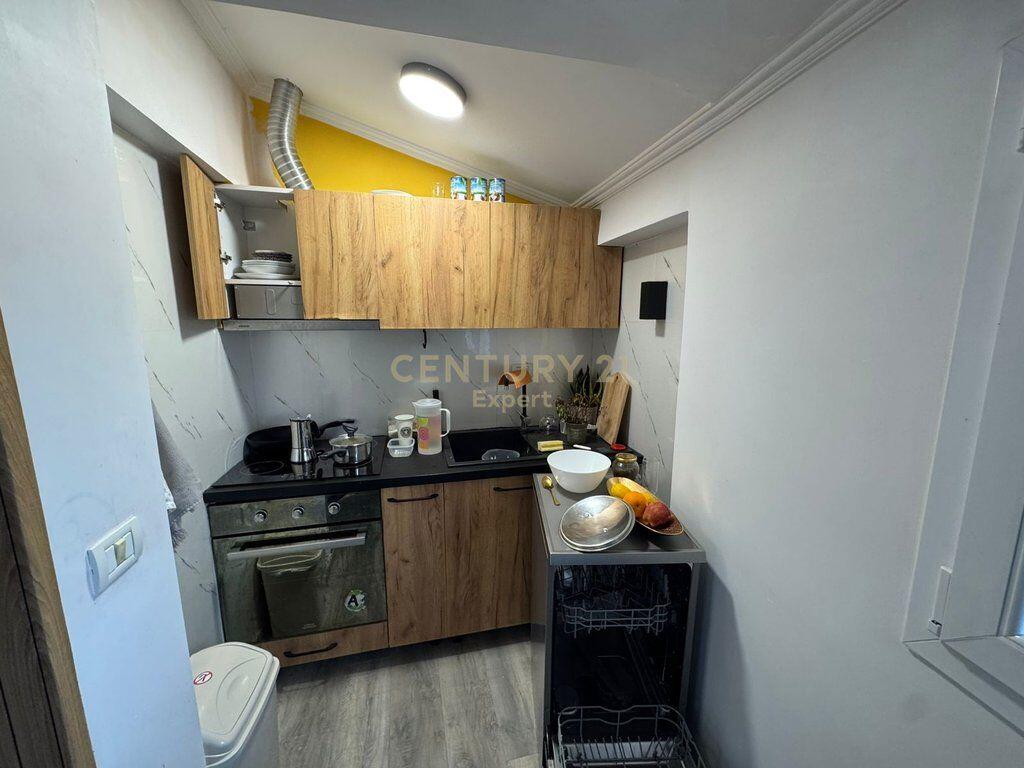 RENT APARTMENT 3+1+2 NEAR THE ECONOMIC FACULTY