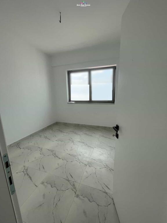 Appartamento 2+1+2 In Vendita Vicino al Campo di Aviazione (ID B120757) Tirana