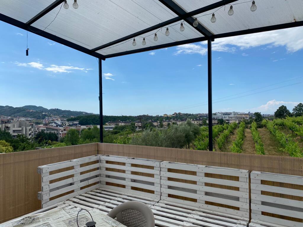 Villa for rent in the market area