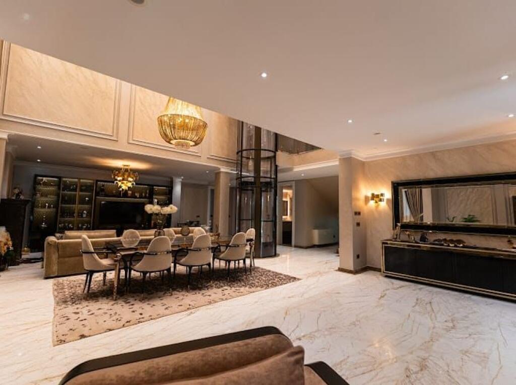 🏰 SUPER VILË LUKSOZE 4 KATËSHE NË ILIRIA PLAZH DURRËS