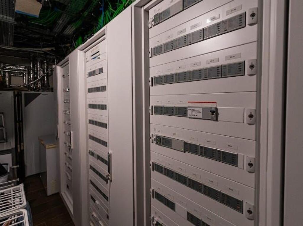 🏰 SUPER VILË LUKSOZE 4 KATËSHE NË ILIRIA PLAZH DURRËS