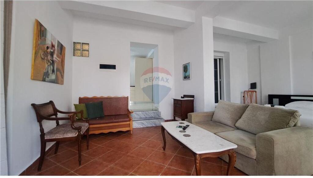 Apartament 2+1 me Qera