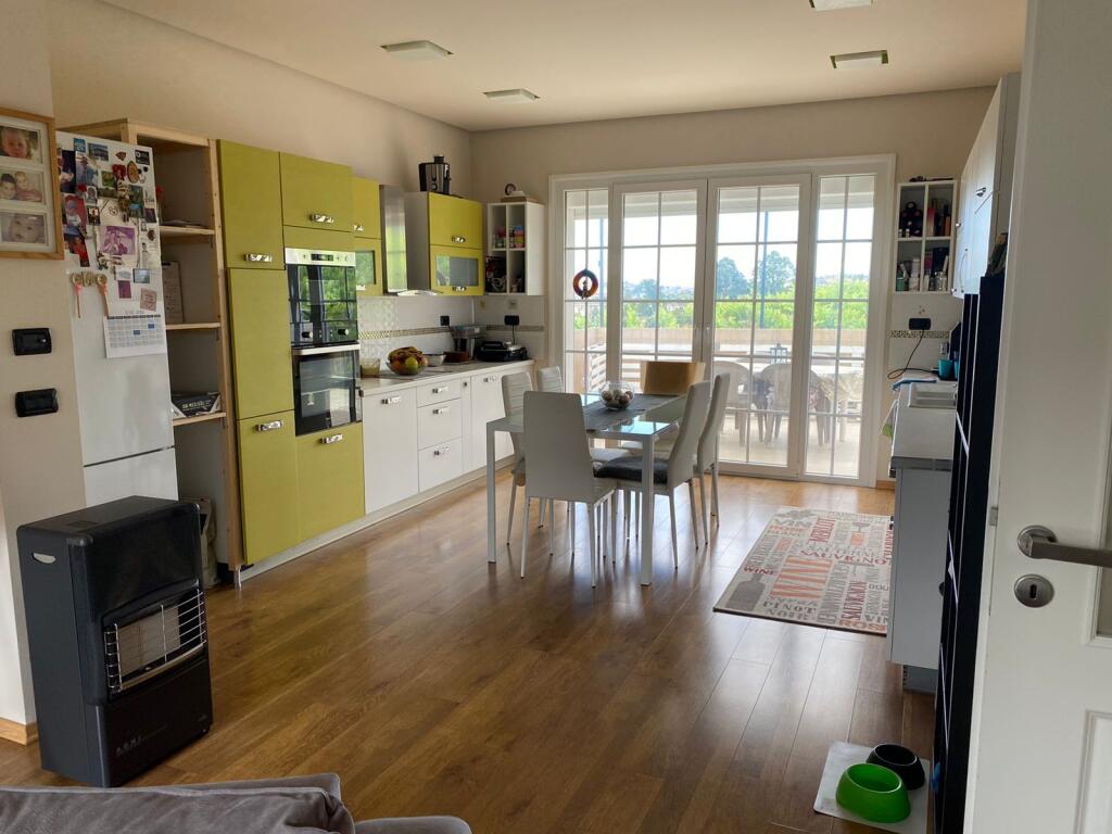 Villa for rent in the market area