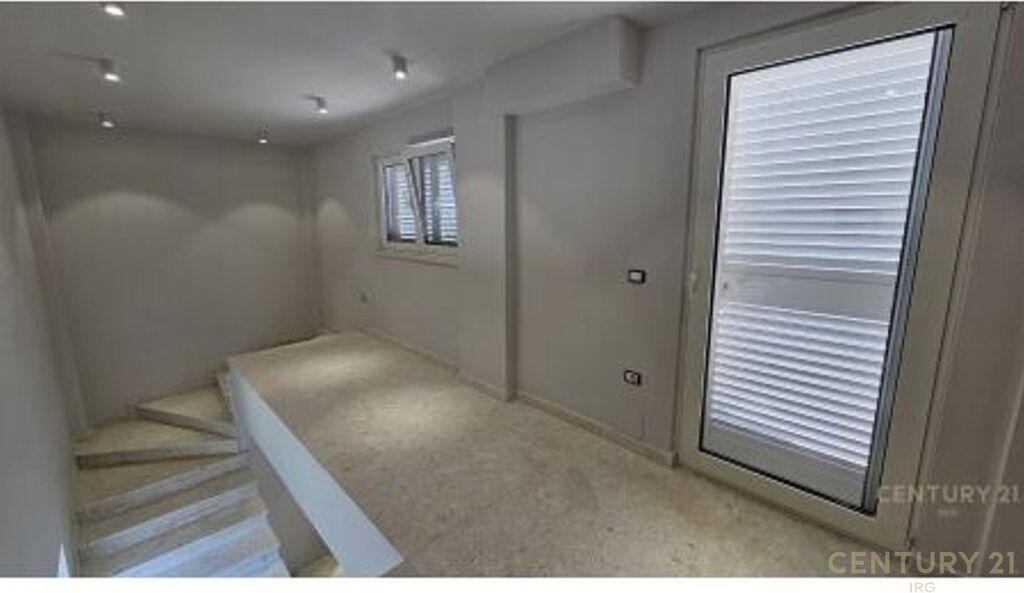 Super Vilë në Vijë të Parë – Kompleksi Lura