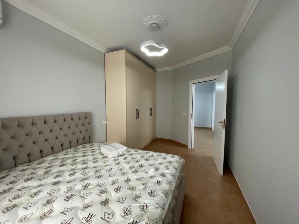 Apartament modern 2+1 me qira te Rruga e Kavajes!