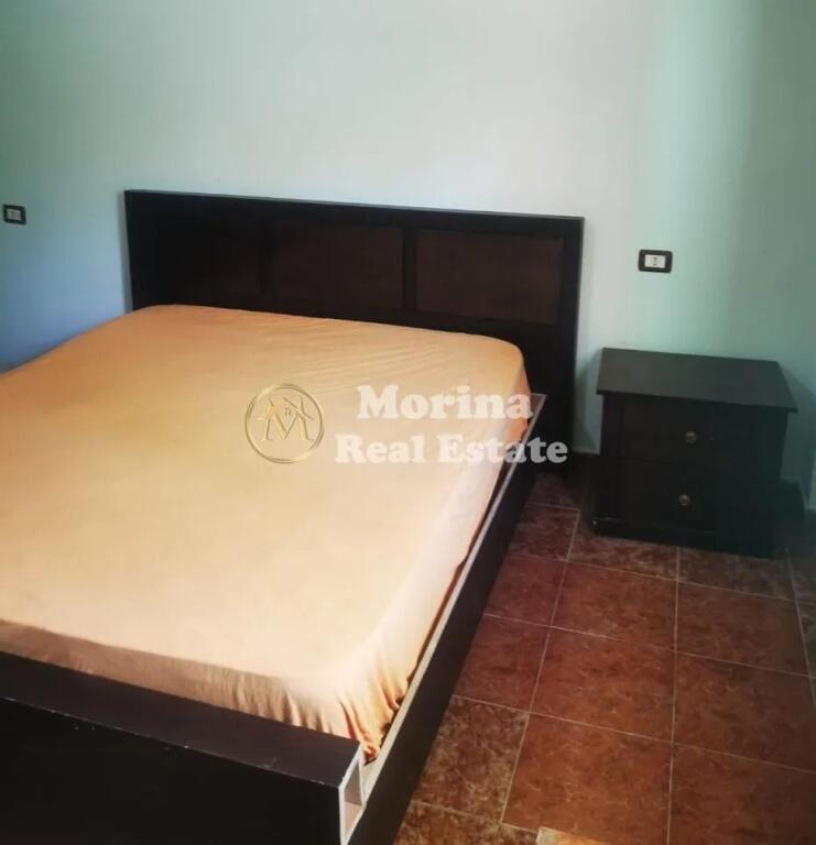 Qera | Shtëpi private 1 + 1 | Stacioni i Trenit | 350 €/muaj