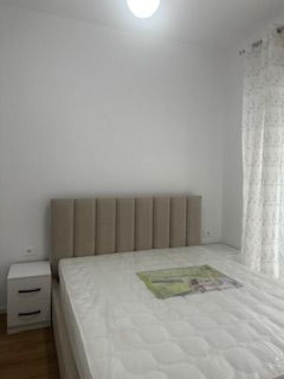 Super apartment 1+1 n Ali Dem I pa banuar me pare