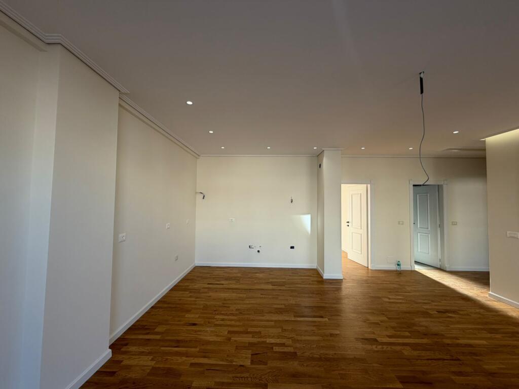 Apartment 2+1 for sale in Shkoze