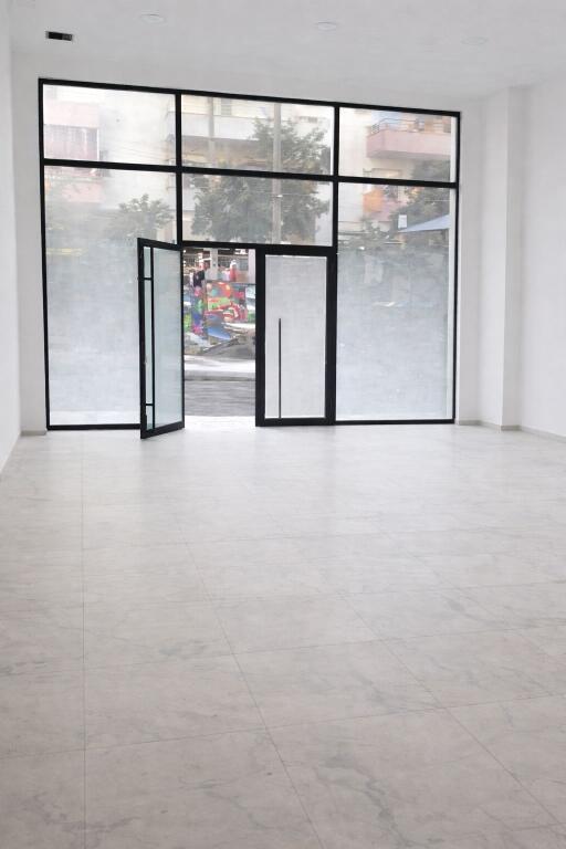 SHOP FOR RENT 70M2 ASTIR 1000 EURO