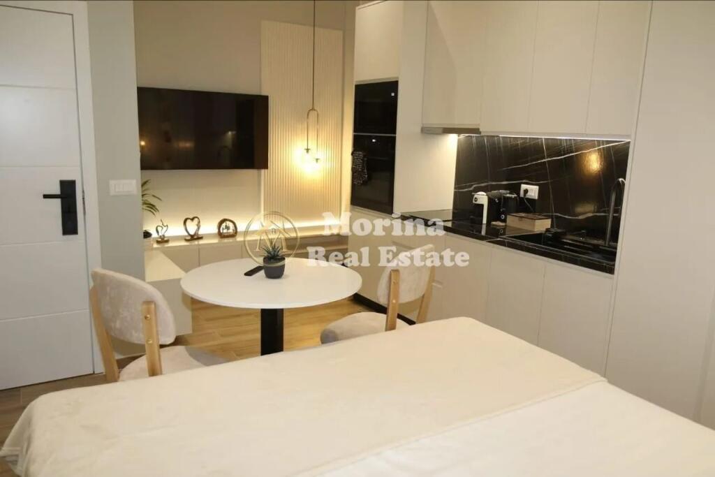 Vendita | Monolocale | Zogu i Zi | 260000 €