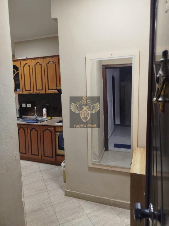 GARZONIERE ME QERA ILIRIA PLAZH DURRES