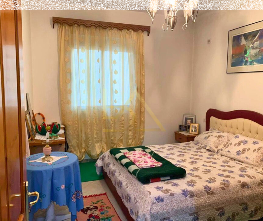 Shitet Vilë  Biznesi – Durrës