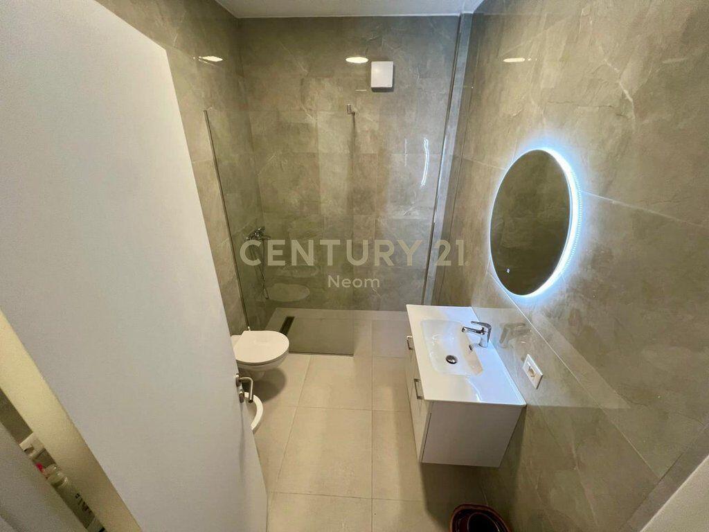 Apartament Modern 1+1 me Qira – Bulevardi Kryesor, Astir