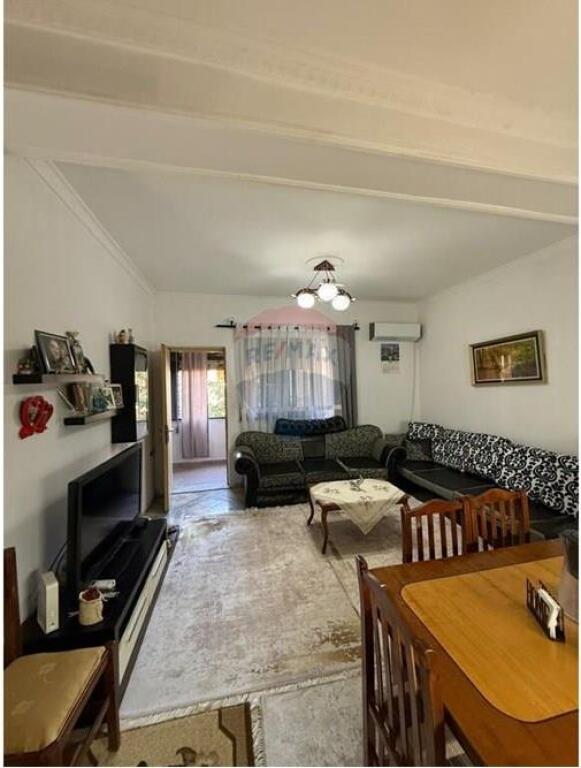 Apartament - Për Shitje - Rruga Jordan Misja, Tiranë