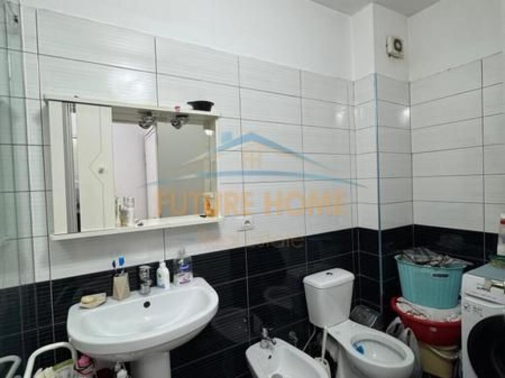 Shitet, Apartament 2+1+2, Don Bosko, Tiranë