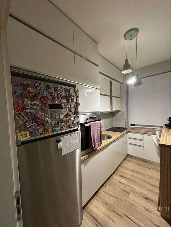 APARTAMENT 2+1 ME QERA TE KOPSHTI BOTANIK, TIRANË.