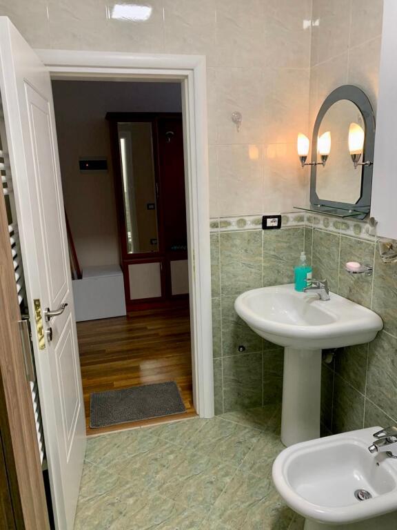 📣 RENT Apartment 1+1 📍"Elbasani" Street, Near "Luarasi" University ✨  