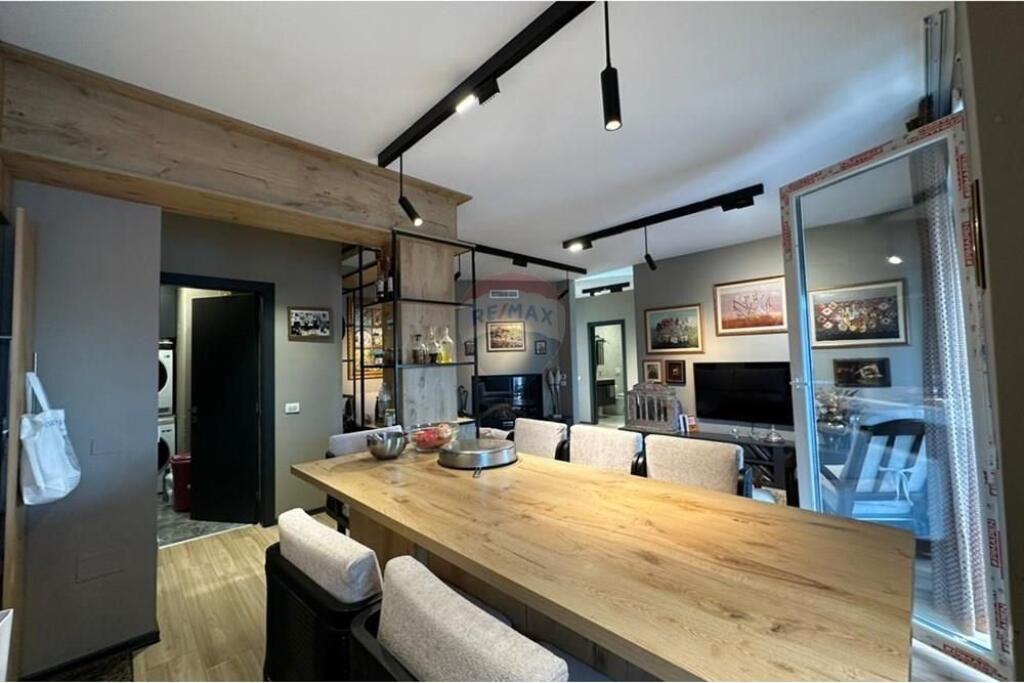 Apartment - For Sale - Fiori Di Bosco, Tirana