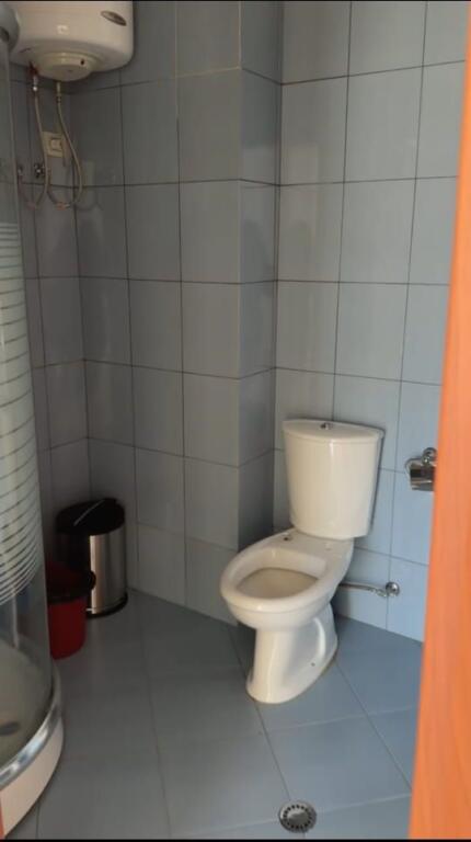 ZYRE ME QERA 128 M2 SIRI KODRA 50.000 LEKE