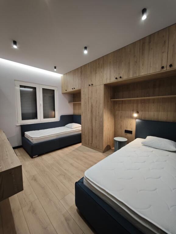 For rent apartment 2+1+2 with 2 balconies, near Durres train station