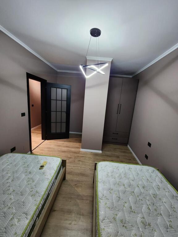 3+1,furnished at 21 December,price 1200 thousand lek