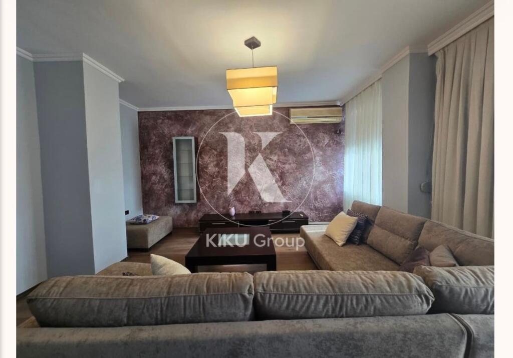 2+1,i mobiluar te vila gold,cmimi 800 mije leke