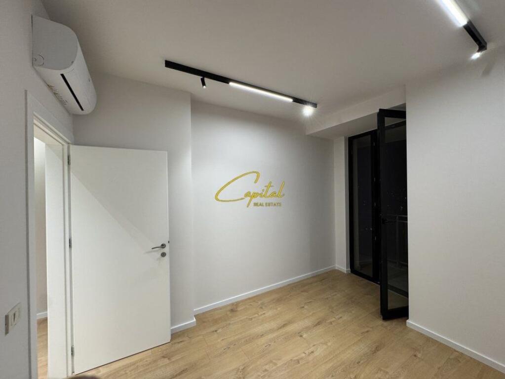 ZYRE ME QERA 94 M2 REZIDENCA GOLDEN TOWER 1000 EURO