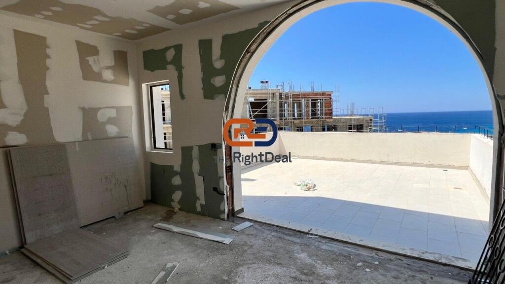 Tek Kompleksi Santorini, Shitet Super Apartament me Super Pamje !